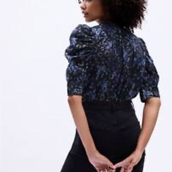 GAP Puff Sleeve Animal Print Blouse - Picture 2 of 12